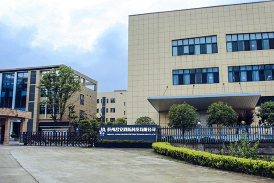 Monarcha taobh amuigh